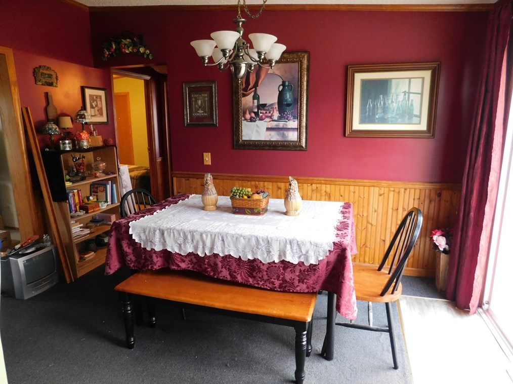 527 Wylie Ave, Washington PA 15301-2200 exterior