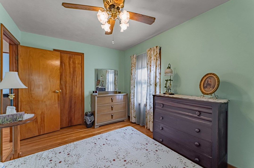 113 Rachel St, Springdale PA  15144-1027 exterior