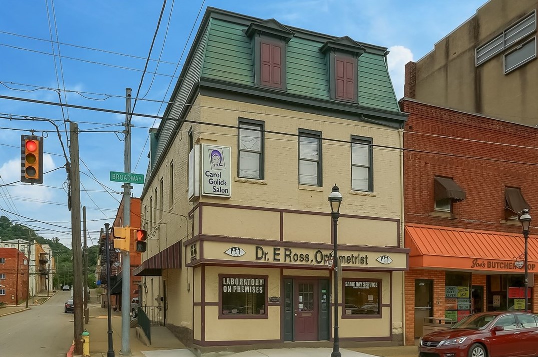 500 Broadway Blvd, Monroeville PA  15140 exterior