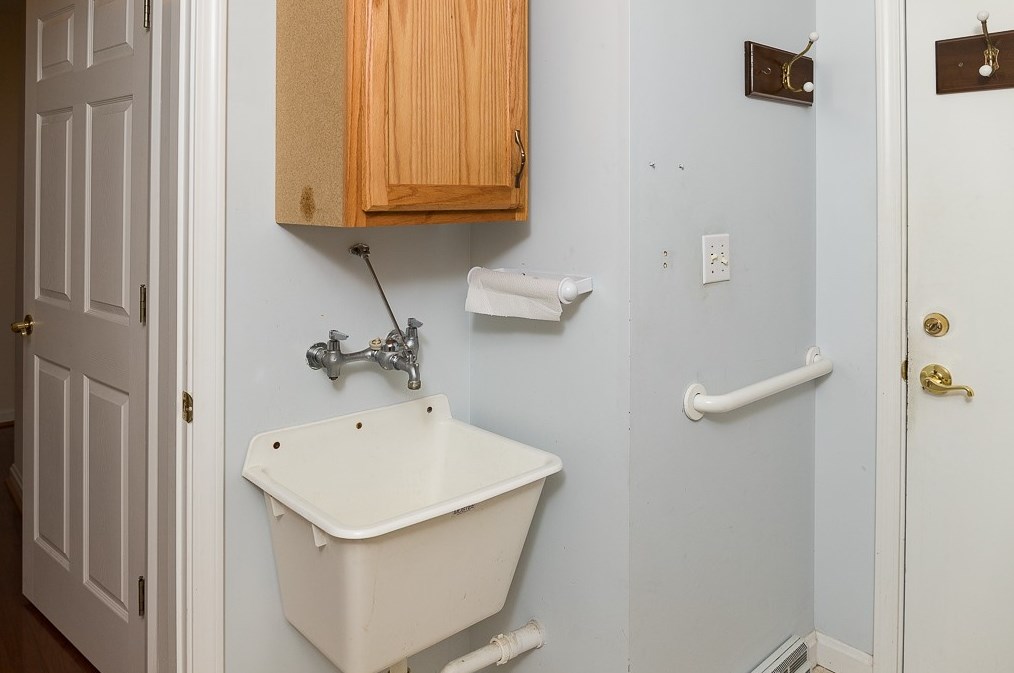 127 Park Crst Ln, Butler PA 16001-7917 exterior