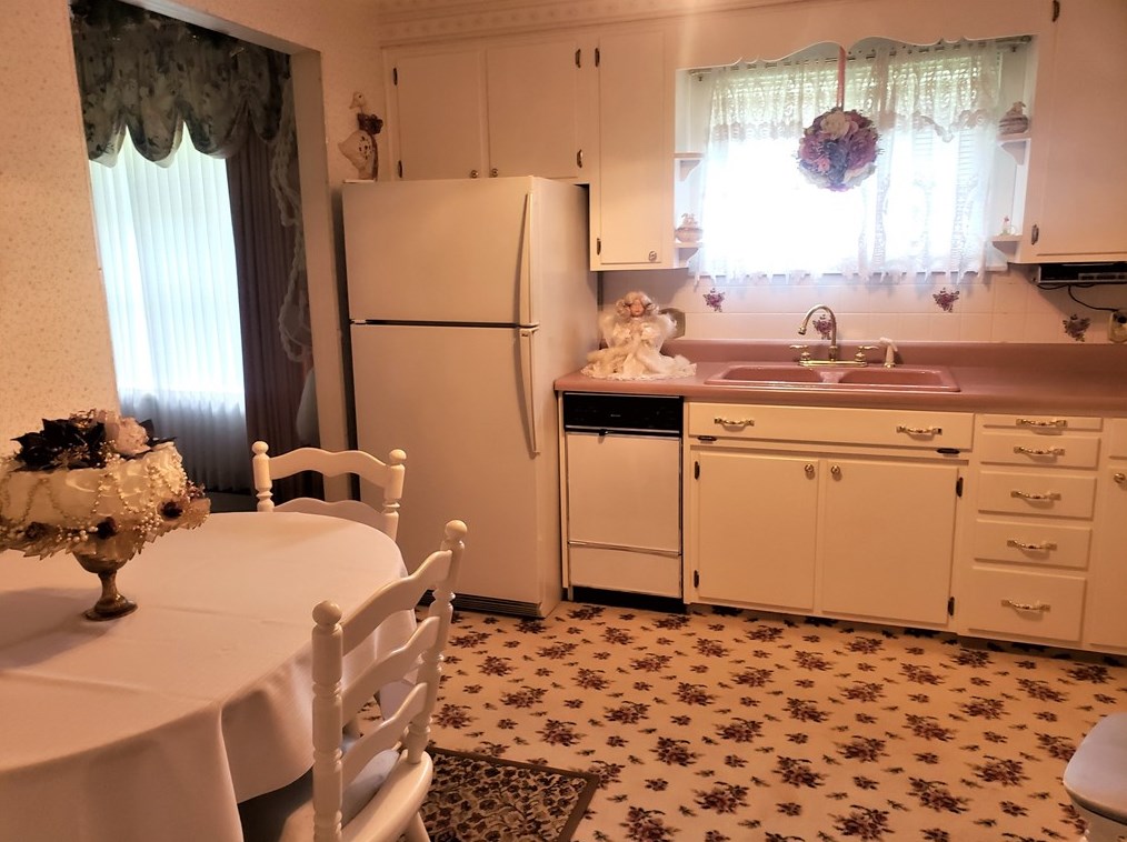 1470 Florence Ave, Indiana PA  15701-3239 exterior