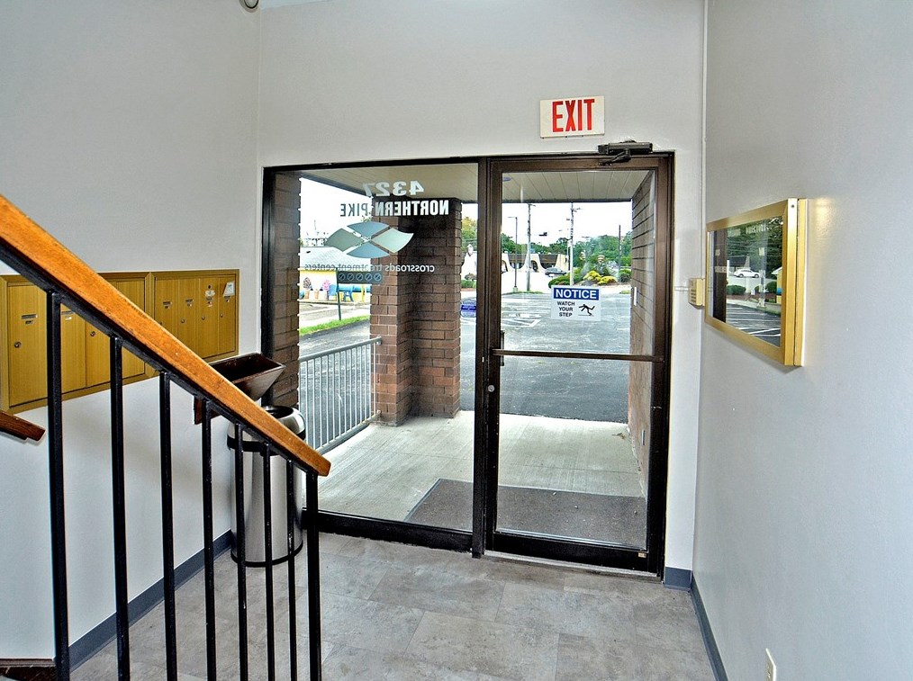 4327 Northern Pike, Monroeville PA  15146-2810 exterior