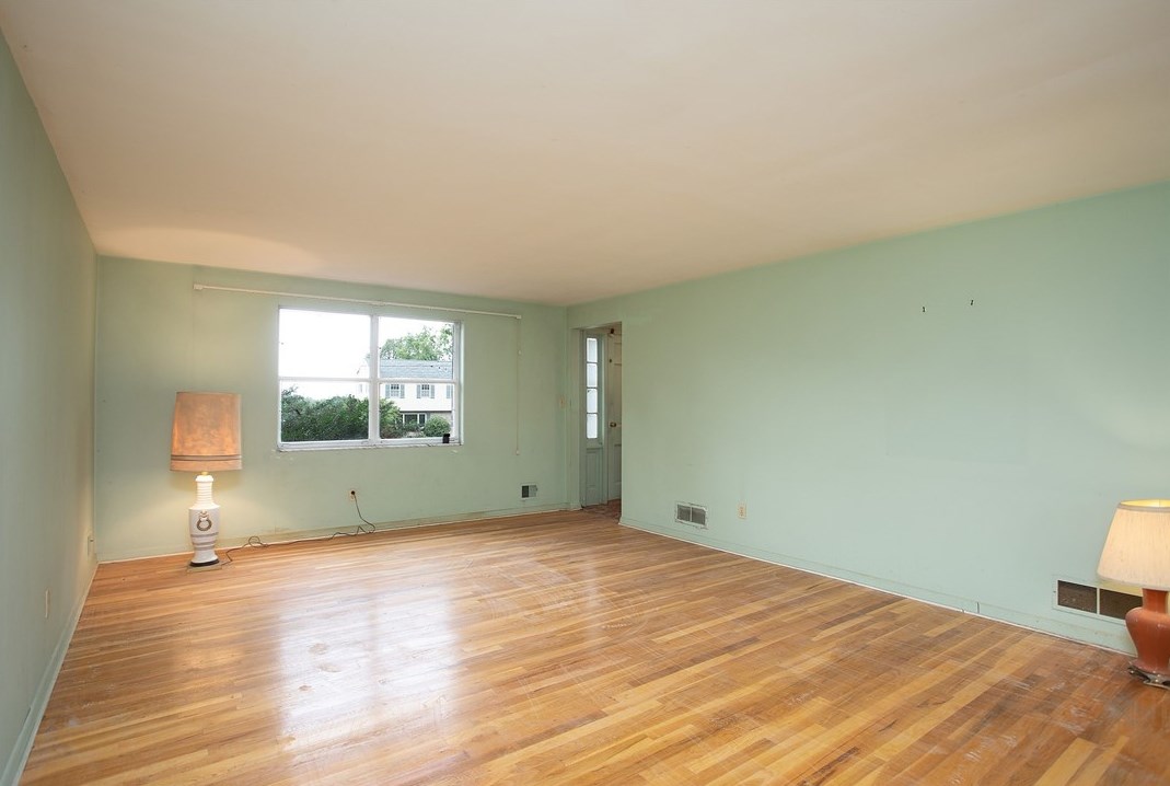 2389 Flagstaff Dr, Export PA  15632-8801 exterior