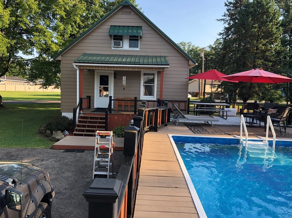 230 State Ave, Ellwood City PA  16117-2427 exterior
