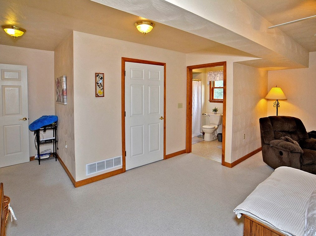 2145 Haymaker Rd, Monroeville PA 15146-4327 exterior