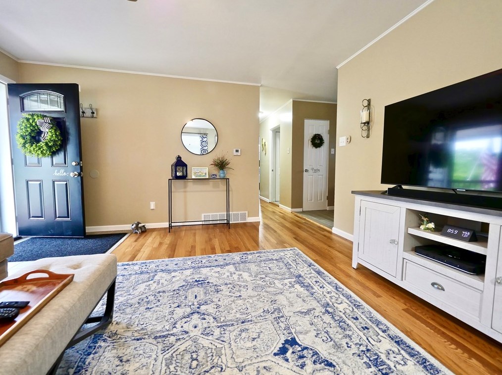 1 Loch Lomond St, Oliphant Furnace PA  15401-4007 exterior