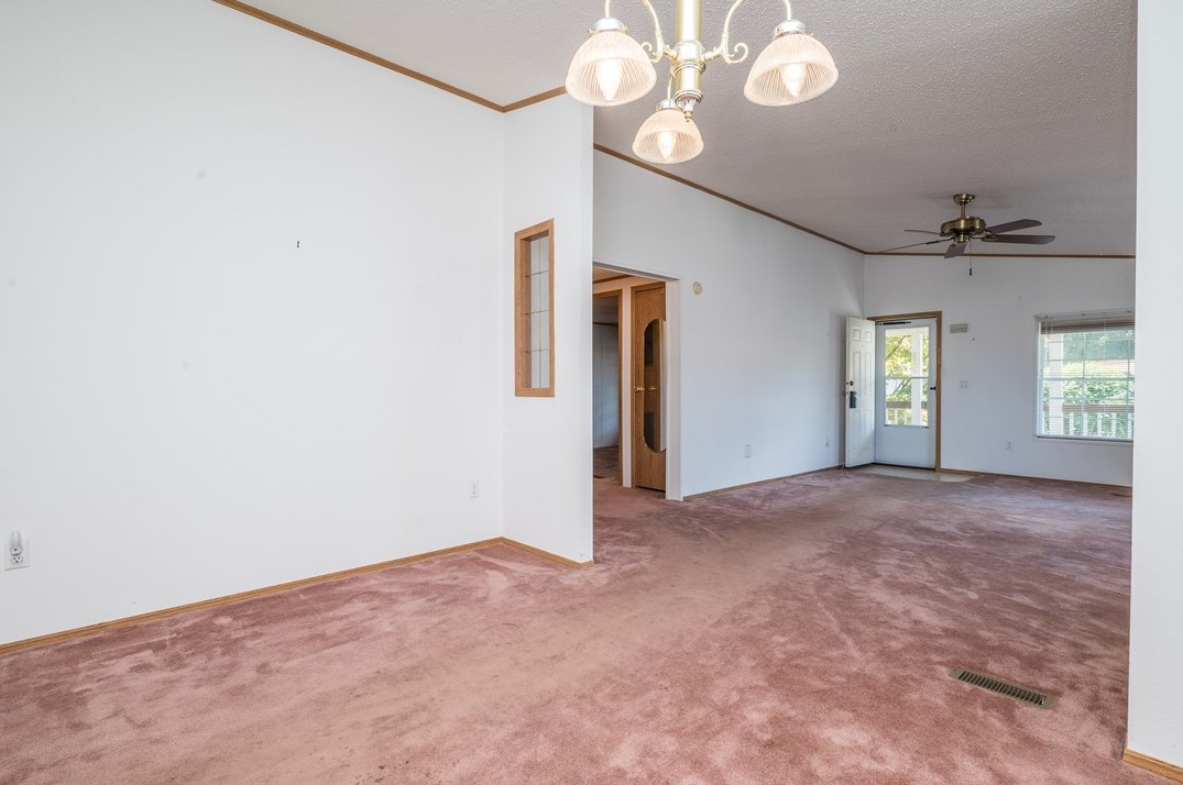 807 Sheffield Ct, Collier Township PA 15106-1581 exterior