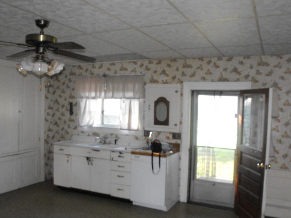 209 Lauffer Mine Rd, Export PA  15632-2020 exterior