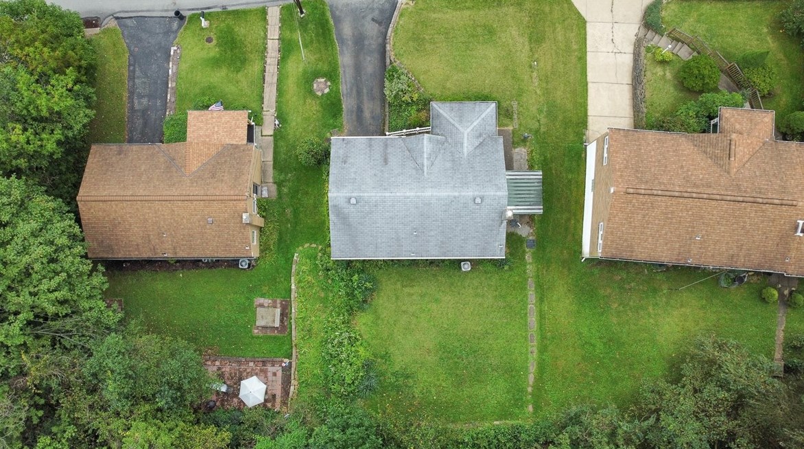 504 Naysmith Rd, North Versailles PA 15137-2340 exterior