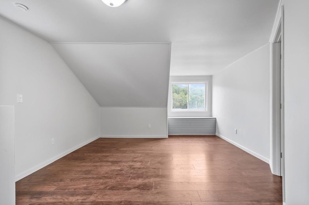 1273 Voskamp St, Pittsburgh PA 15212-4263 exterior