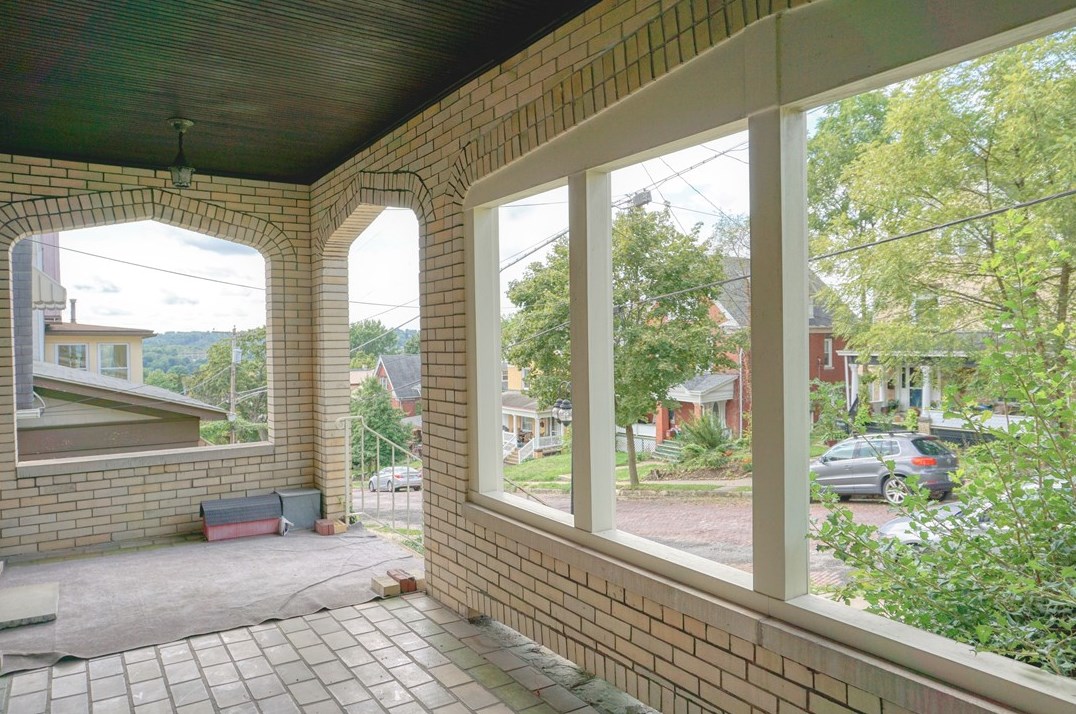 567 3 St, Butler PA 16001-4643 exterior