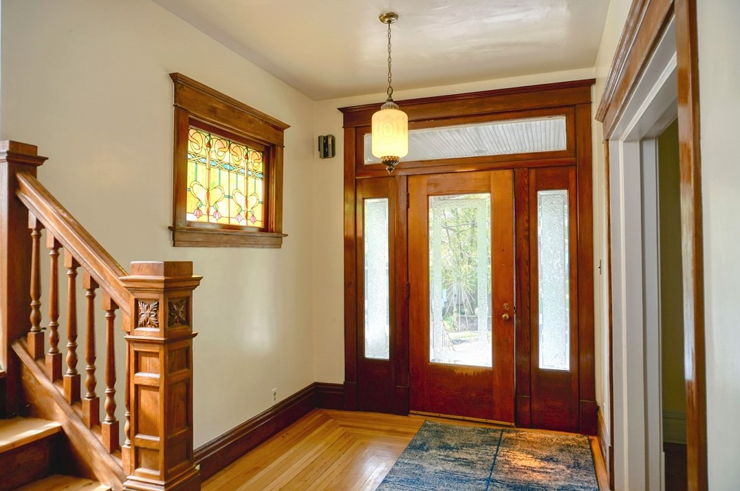 567 3 St, Butler PA 16001-4643 exterior