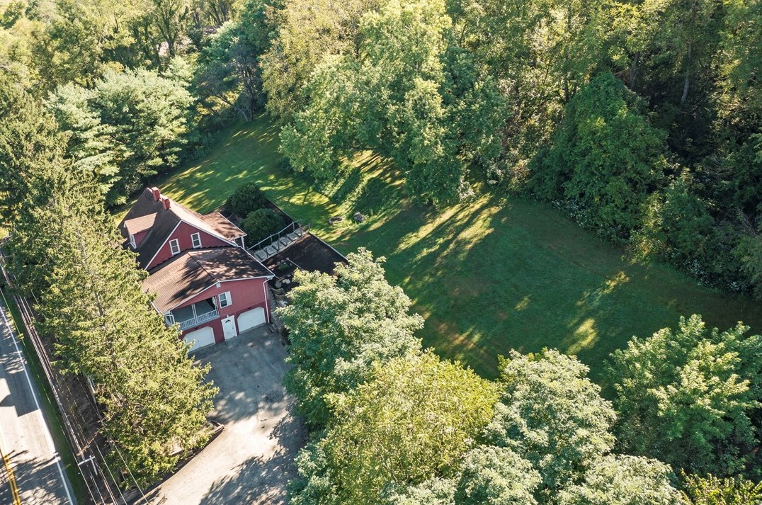 330 Country Club Rd, Washington PA  15301-2712 exterior