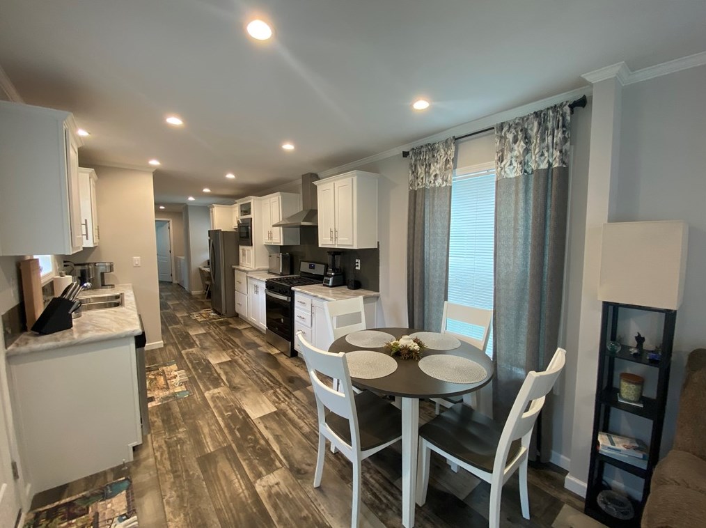 412 Hammersmith Dr, Indiana PA  15701-9741 exterior