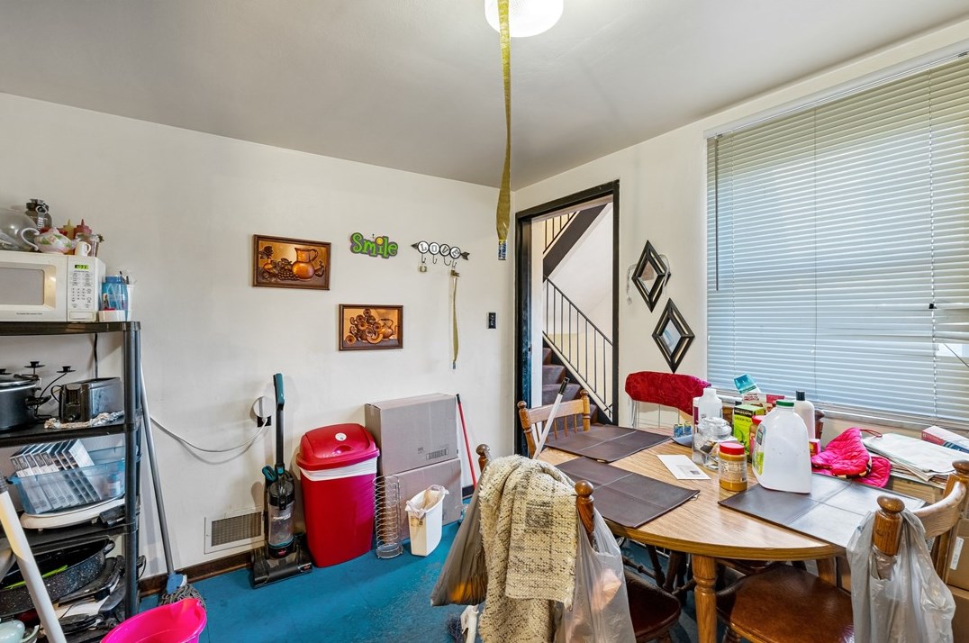 615 Sunnyside Ave, East Pgh PA  15112-1138 exterior