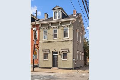 130 1/2 S 18th St - Photo 1