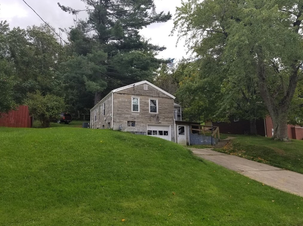 158 Moffat Ave, Washington PA  15301-6634 exterior