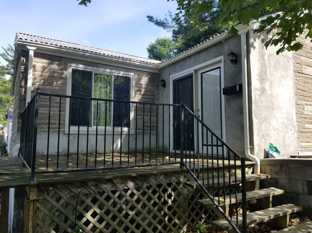 158 Moffat Ave, Washington PA  15301-6634 exterior