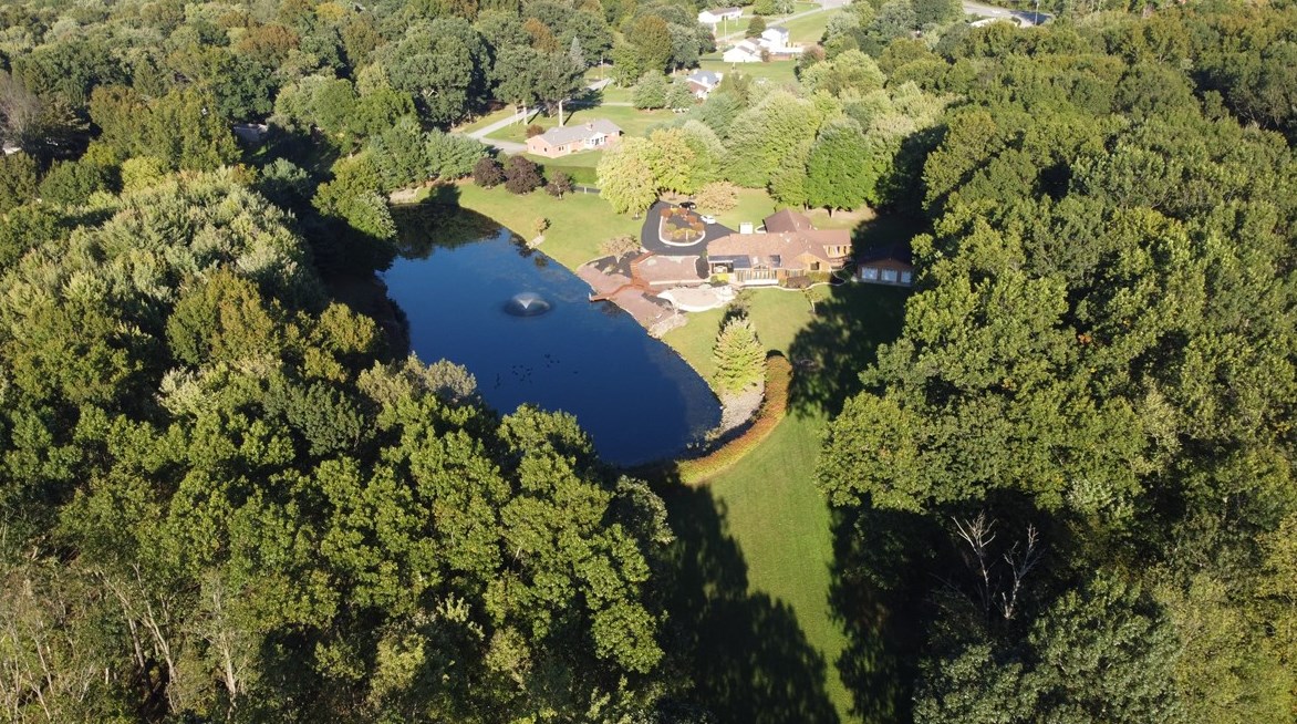 4004 Wynwood Dr, Hermitage, PA 16150