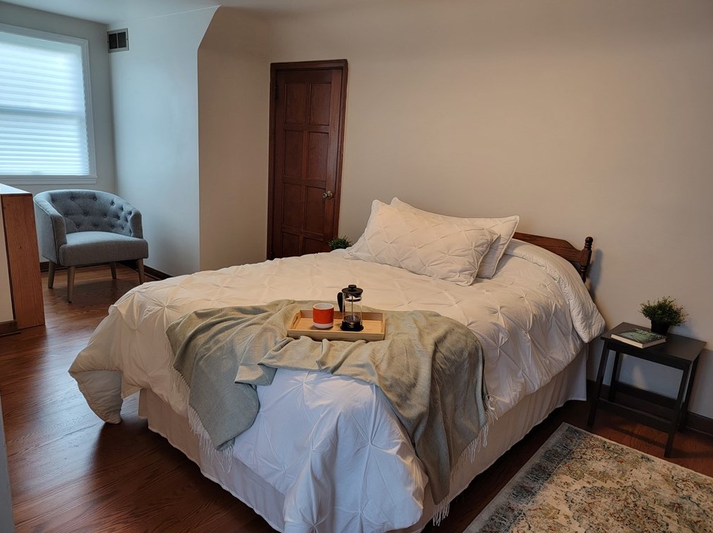 332 Forest Grove Rd, Moon Twp PA  15108-3748 exterior