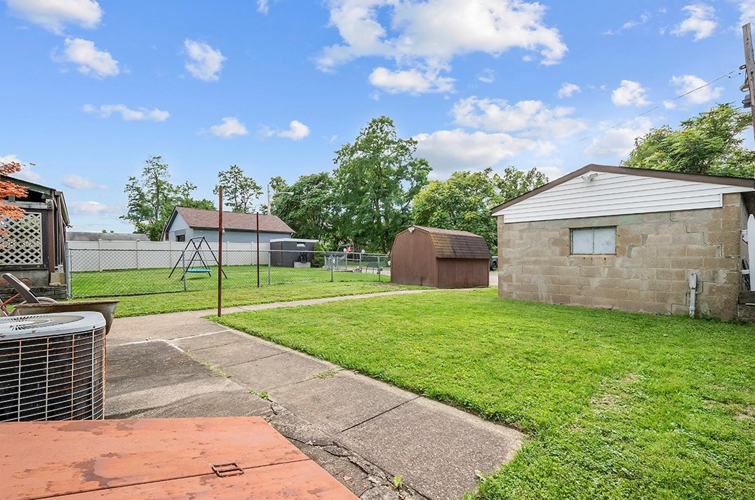 519 Flynn Ave, Collier Township PA  15106-2128 exterior