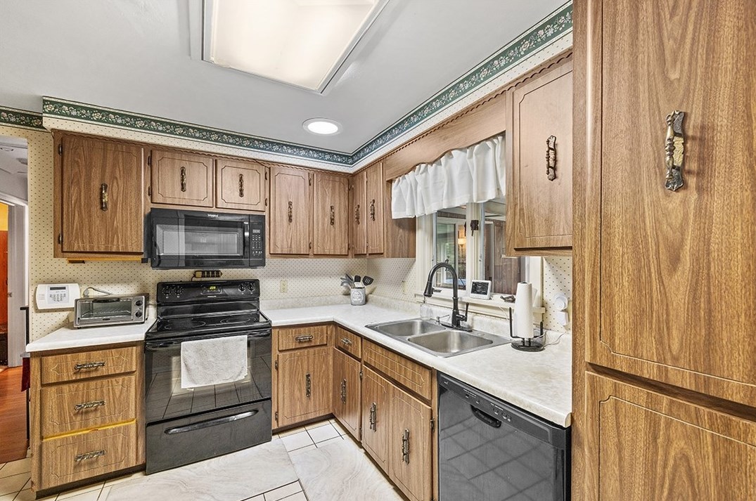 225 Fairway Ln, Butler PA  16002-7639 exterior