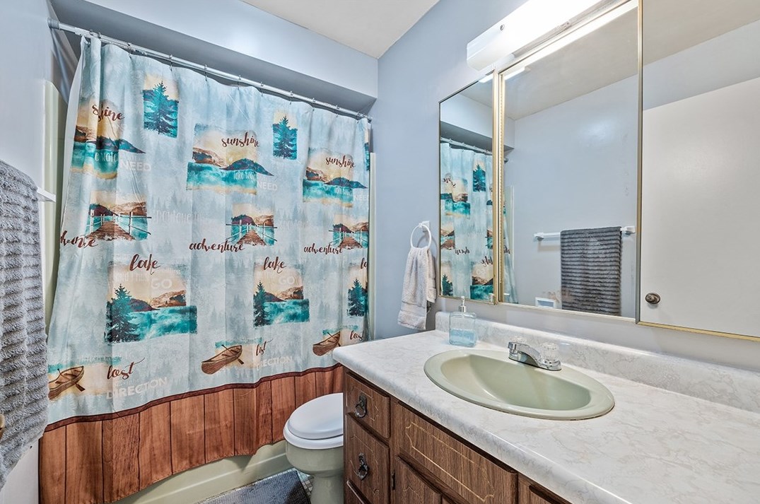 225 Fairway Ln, Butler PA  16002-7639 exterior