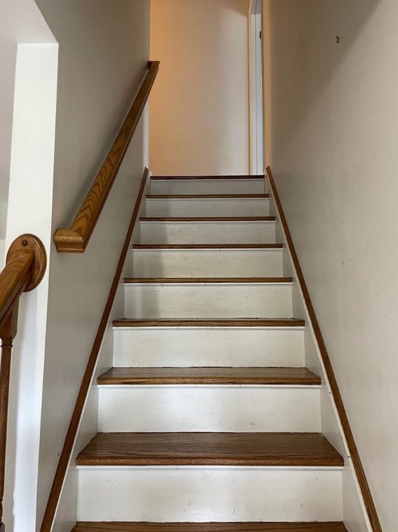 137 Kelvington Dr, Monroeville PA  15146-4746 exterior