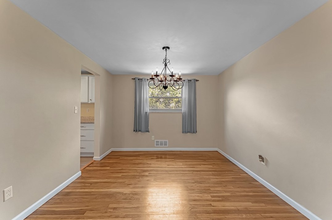 221 Greenfield Ave, East Pgh, PA 15112