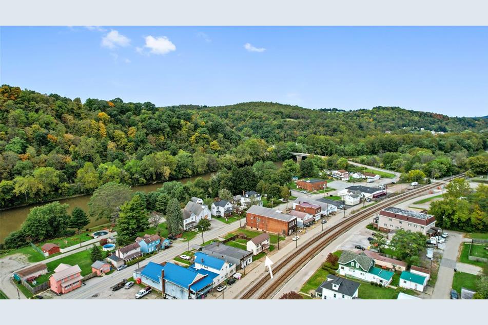 226 2nd Ave, Sutersville, PA 15083 MLS 1579151 Coldwell Banker