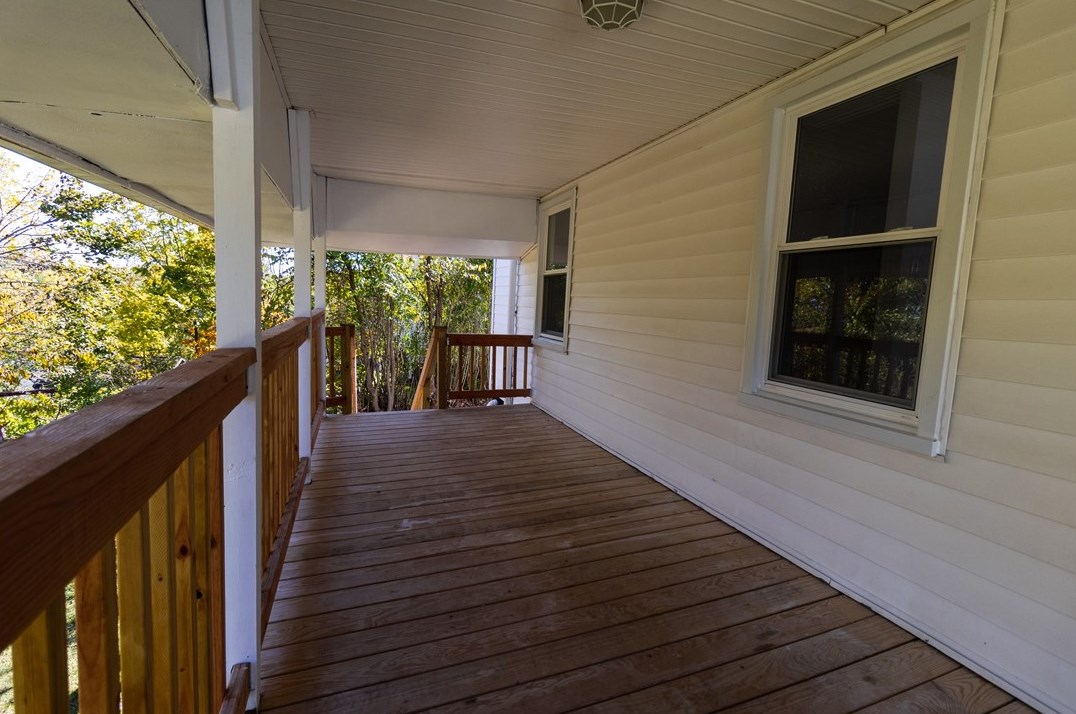 751 Cleveland Rd, Washington PA  15301-2514 exterior