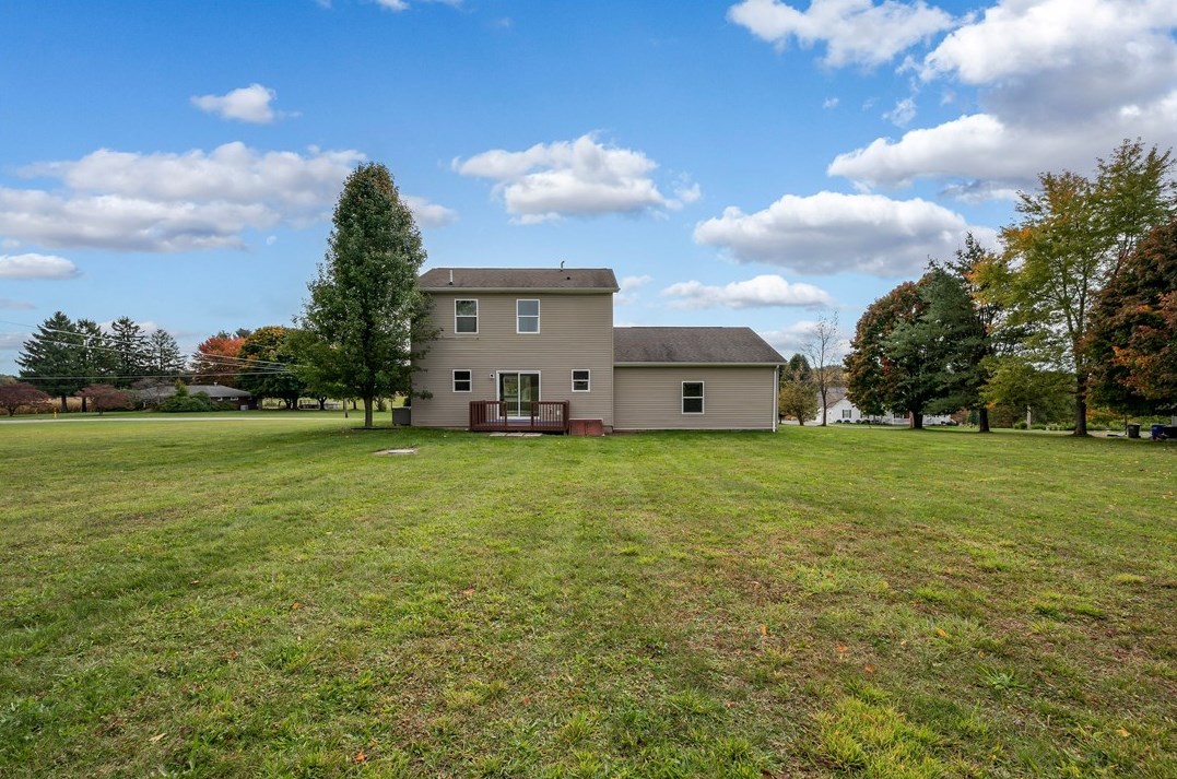 148 Whipporwill Rd, Butler PA  16001-8382 exterior