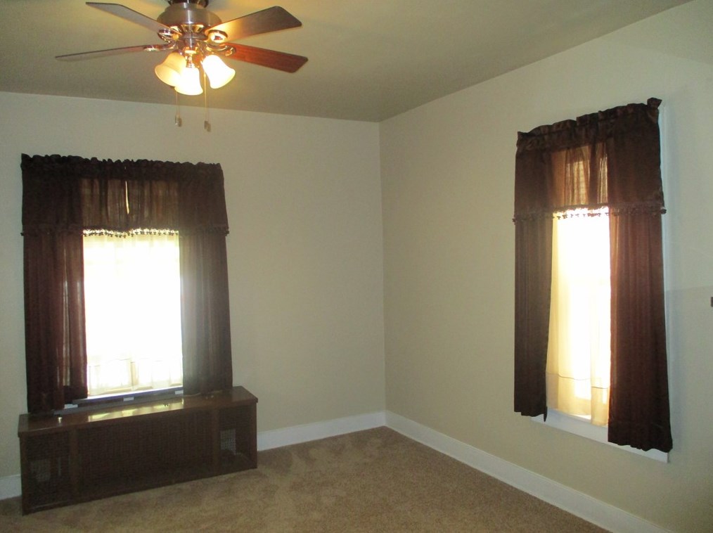 546 Jefferson Ave, Washington PA 15301-4117 exterior