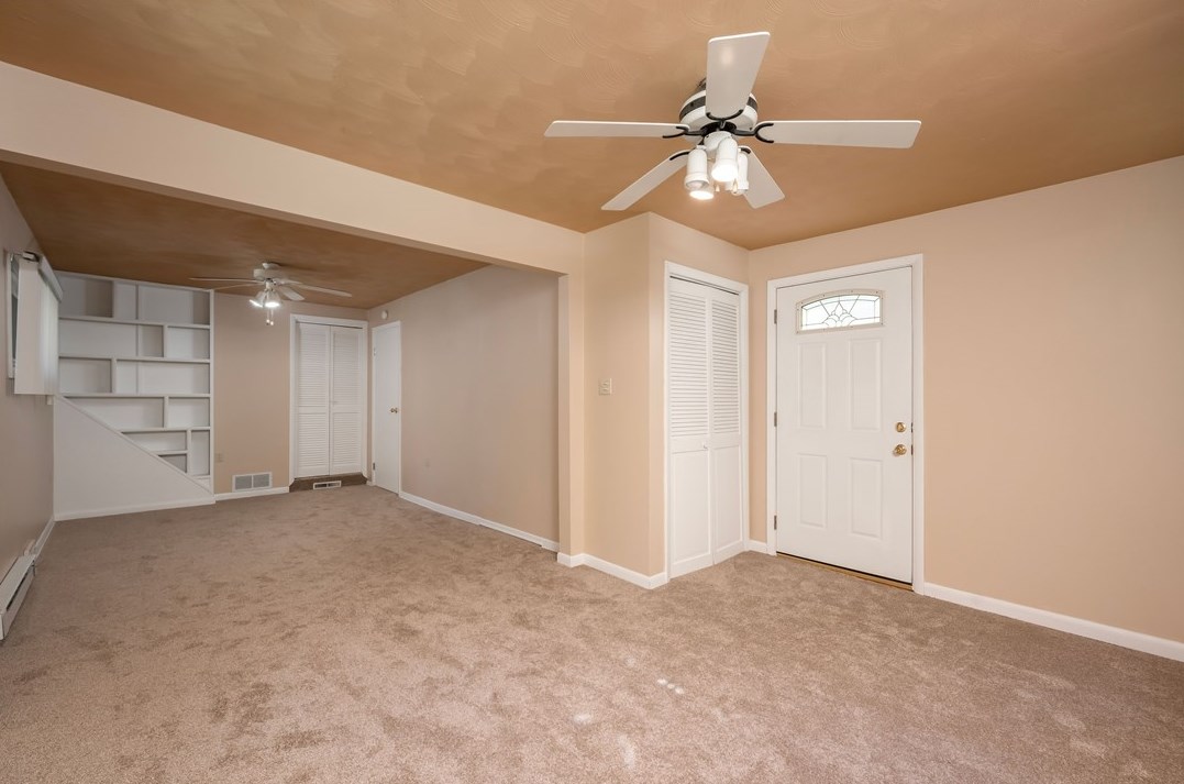 1013 Squaw Run Rd, Ellwood City PA  16117-6965 exterior