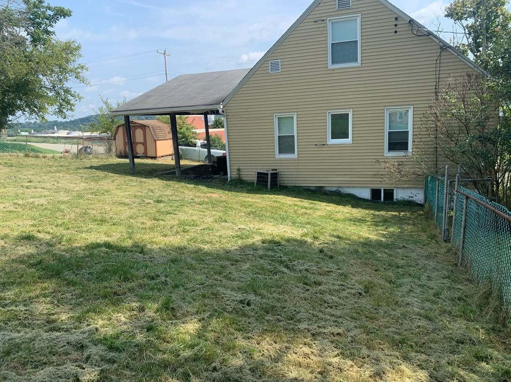 261 Park Ave, Washington PA 15301-8978 exterior