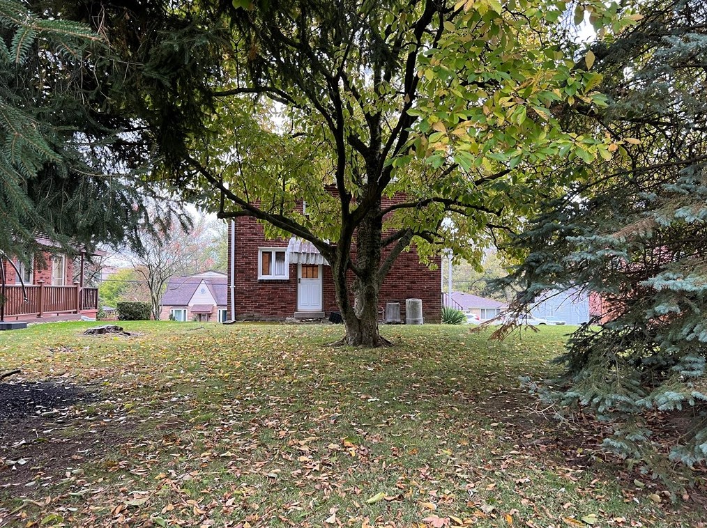 1713 Payne St, North Versailles PA  15137-2630 exterior