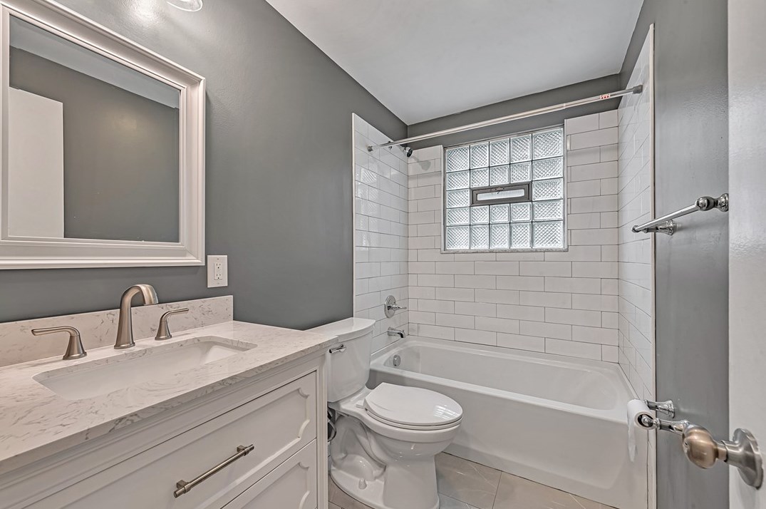 724 Bilberry Rd, Monroeville PA  15146-1122 exterior