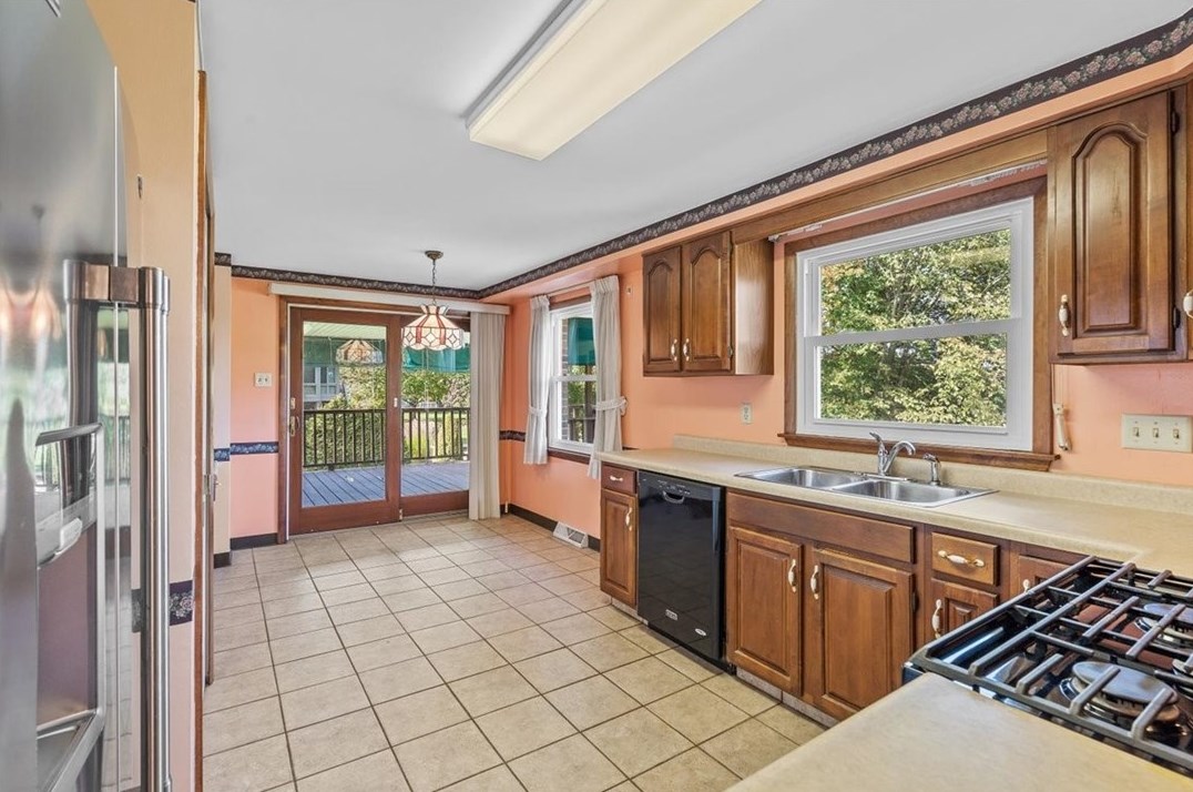 6978 Berkshire Dr, Export PA  15632-8946 exterior