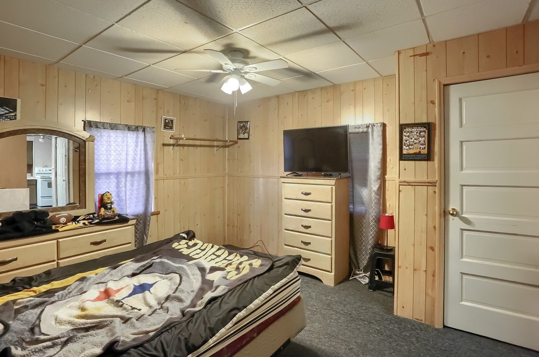 490 Allison Ave, Washington PA 15301-2046 exterior