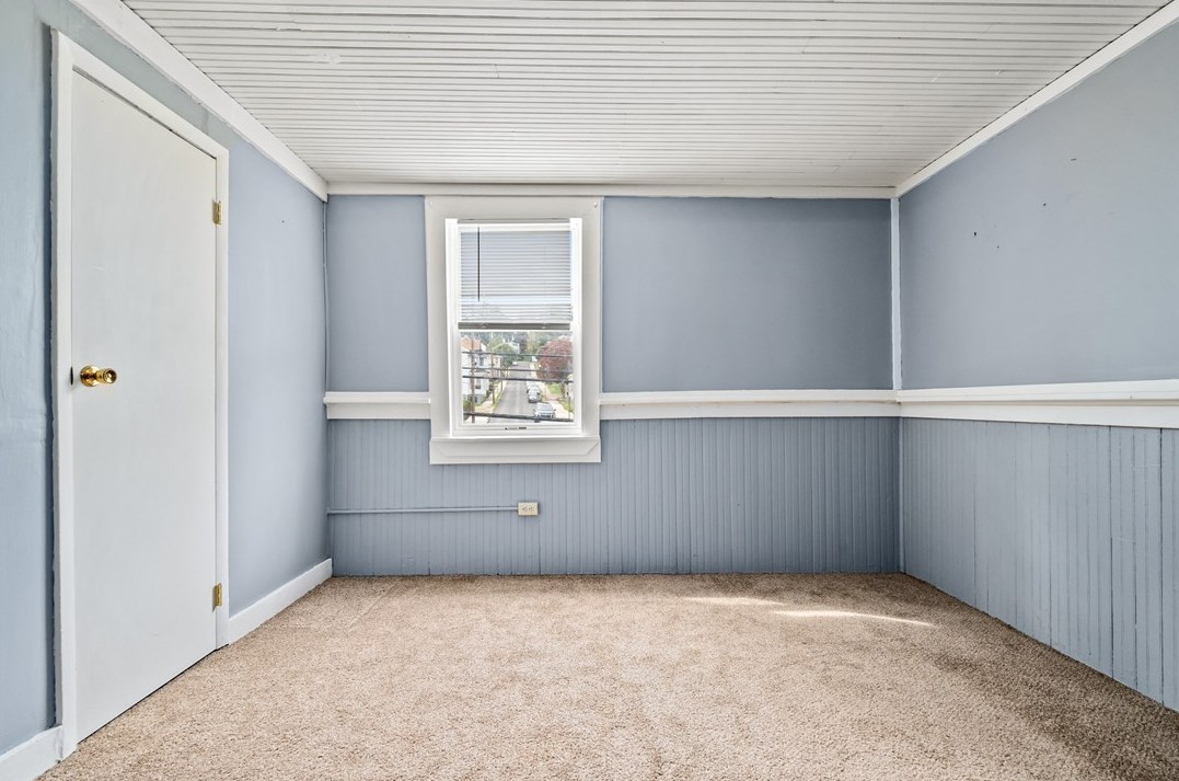 29 Westminster Ave, Greensburg PA  15601-2256 exterior