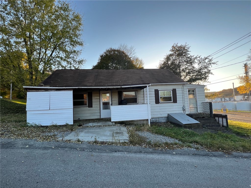 153 Petrolia St, Karns City Petrolia, PA 16041 MLS 1581444 Coldwell