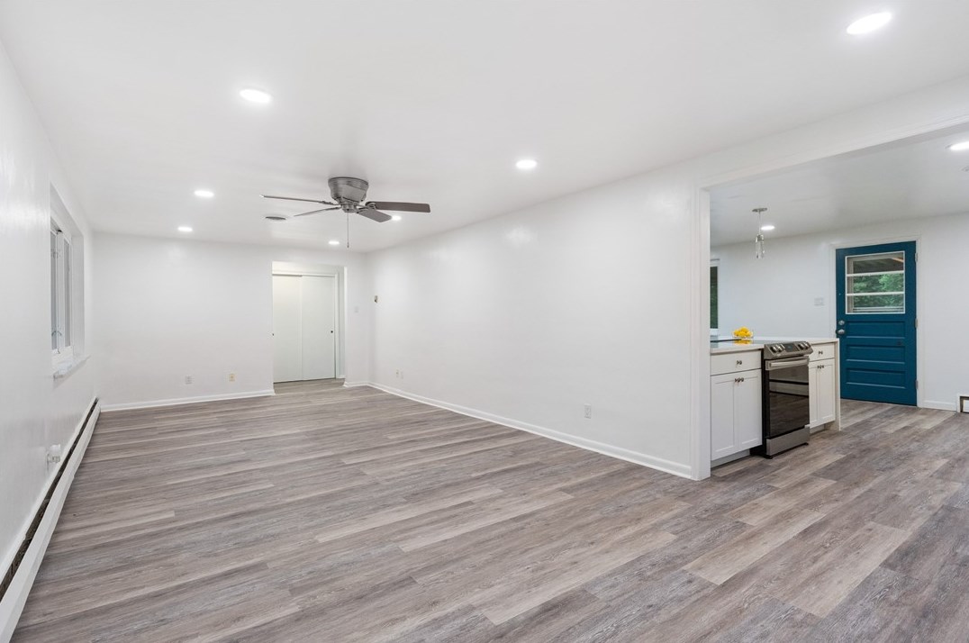 75 Woodside Dr, Washington PA  15301-3064 exterior