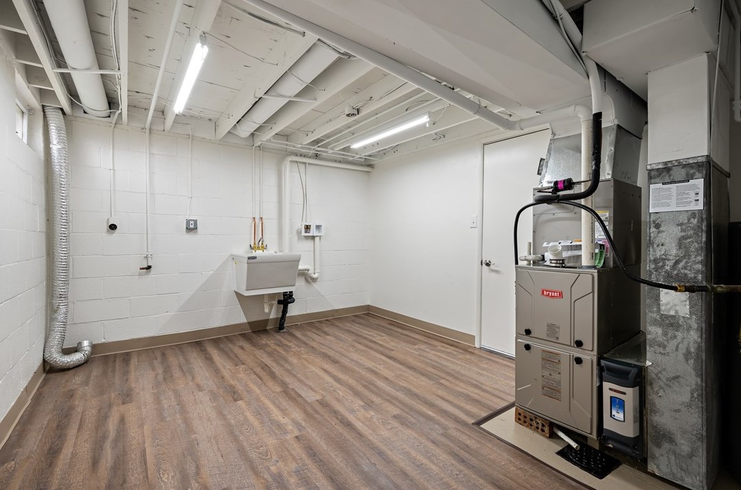 2047 Haymaker Rd, Monroeville PA  15146-4727 exterior