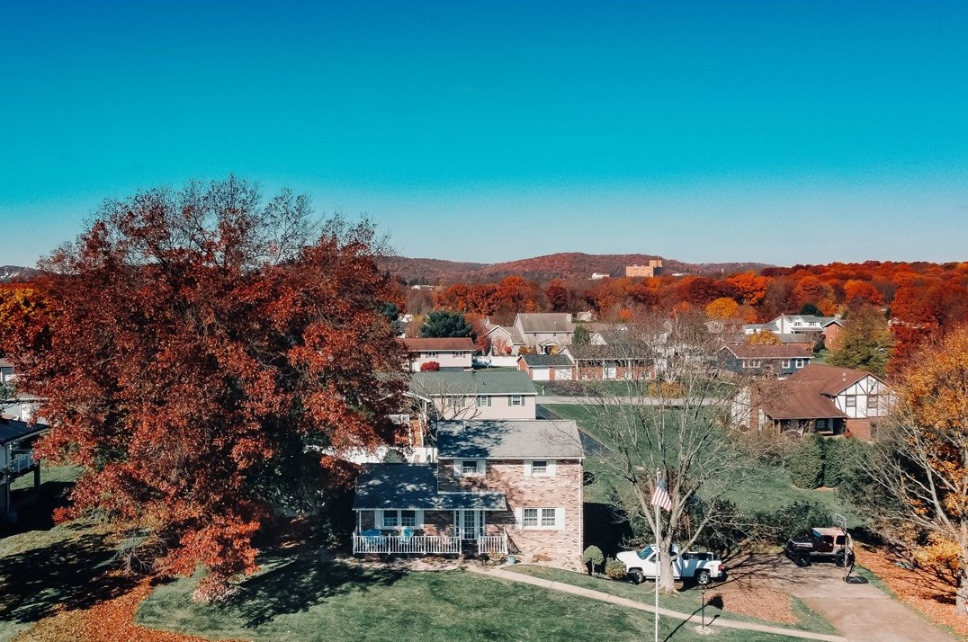 36 Coates Ln, Indiana PA  15701-3631 exterior