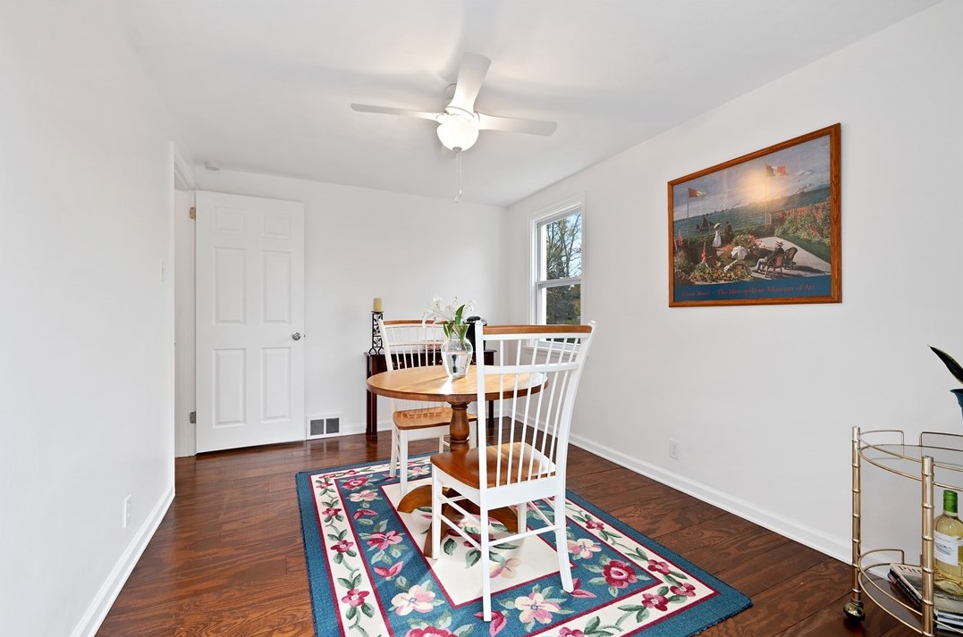 4065 Lee Manor Dr, Allison Park PA  15101-3126 exterior