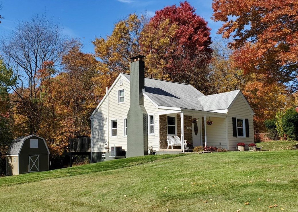 4065 Lee Manor Dr, Allison Park PA  15101-3126 exterior