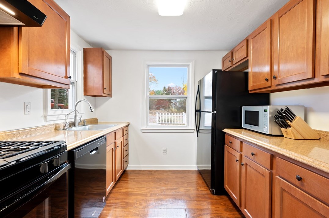 4065 Lee Manor Dr, Allison Park PA  15101-3126 exterior