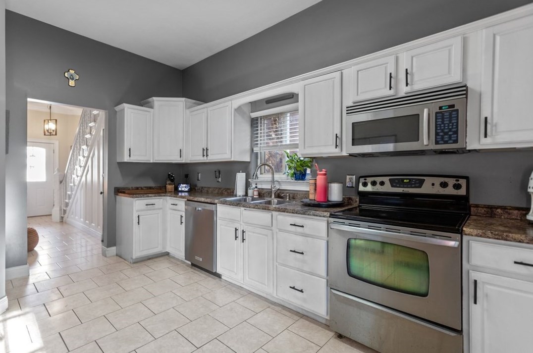 318 Academy St, Collier Township PA 15106-2705 exterior