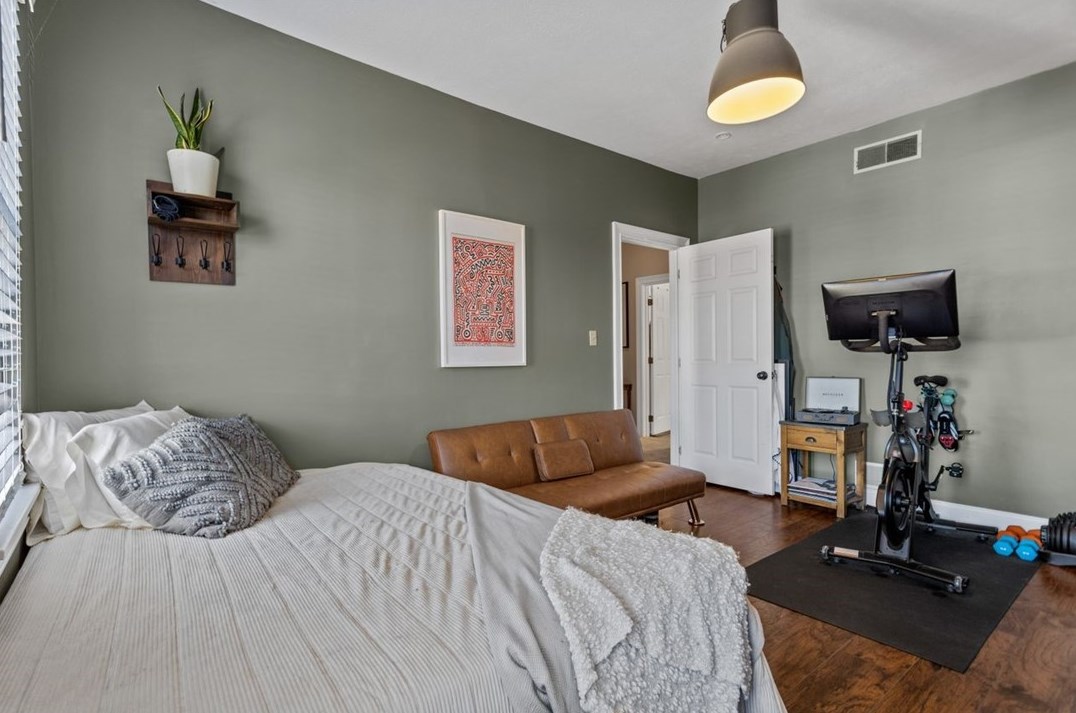 318 Academy St, Collier Township PA 15106-2705 exterior