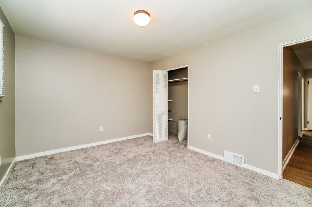 420 Penn Ave, North Versailles PA  15137-2809 exterior